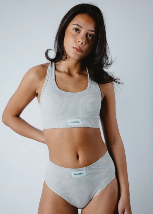 Alternative view of Miryam M