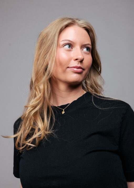 Elina S
