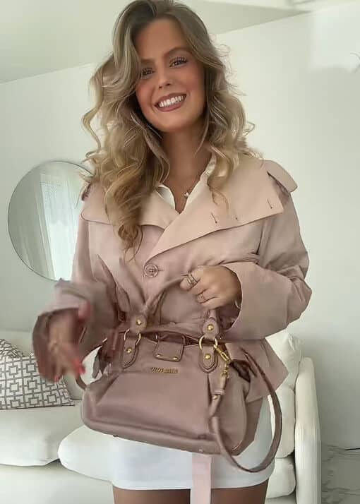 Alicia E